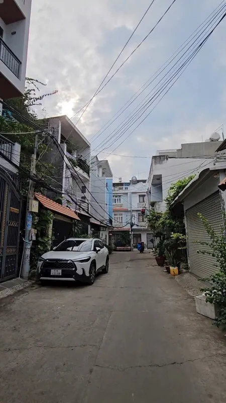 NHÀ HẺM XE HƠI 1806 HUỲNH TẤN PHÁT, TRUNG TÂM TT NHÀ BÈ, 50M2