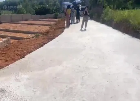 Bán đất thôn kép hương sơn bắc giang gần khu cn hương sơn 140m chỉ 950tr lô góc oto thông vào