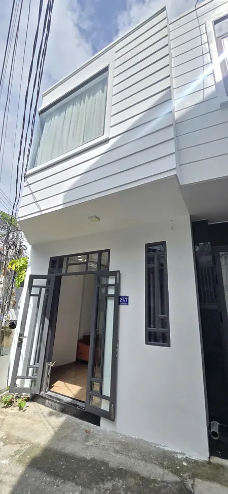 👉 Nhà 2 Tầng 3 Phòng Ngủ, Mê Đúc Hẻm Vũ Lăng VCN Phước Hải, Nam Nha Trang. Cách Biển Chỉ 2Km.