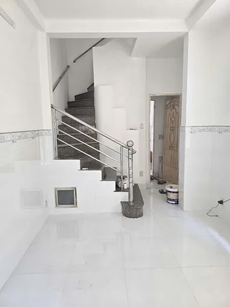 22A/ Đoàn Thị Điểm P.1 Phú Nhuận (3,5x11m) 4 Tầng 4PN 4WC mới cứng. giá 16 triệu/ tháng