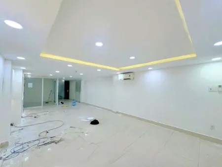 Mặt bằng 216A Phan Đăng Lưu P3 Phú Nhuận (4,5x15m) Trệt Lầu kinh doanh tự do. Giá 28 triệu/ tháng