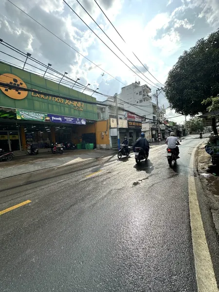 BÁN BIỆT THỰ SÂN VƯỜN, MẶT TIỀN LÝ TẾ XUYÊN, LINH ĐÔNG - 640m2 - GIÁ 29.5 TỶ TL