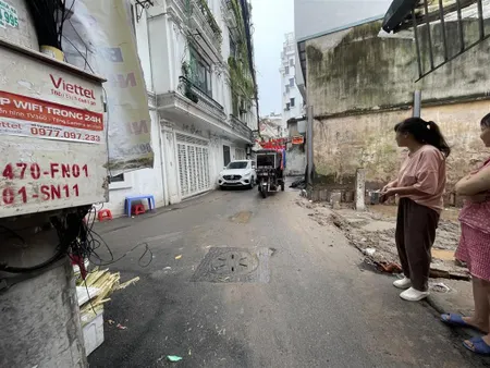 Đất sạch cầu giấy. đầu tư xây ccmn giá chỉ 225tr/m2 dt 110m2 sổ đẹp. ô tô vào đất. gần phố. hiếm