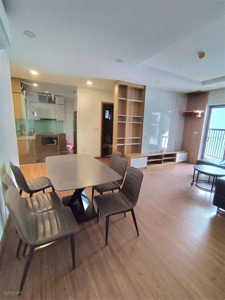 Bán căn góc 3pn 97m2 giá 7.6 tỷ chung cư le grand jardin long biên