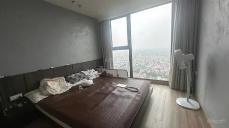 Cần bán căn 3 ngủ khu onsen ecopark tầng đẹp view sân golf giá 8.8 tỷ bao phí