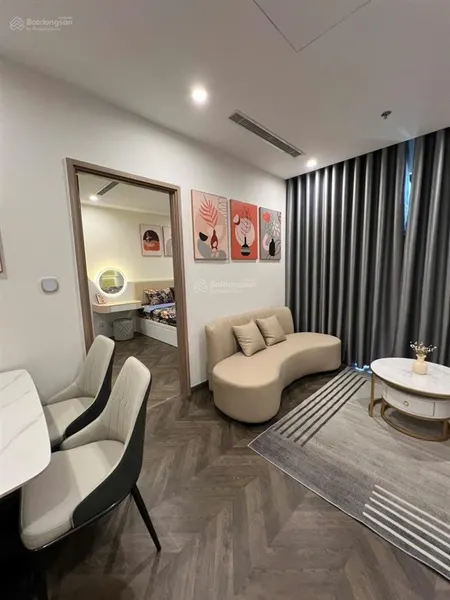 Cần bán căn 1pn+1 vin bắc giang full đồ,sẵn sổ,sẵn hợp đồng thuê view công viên,tầng trung.