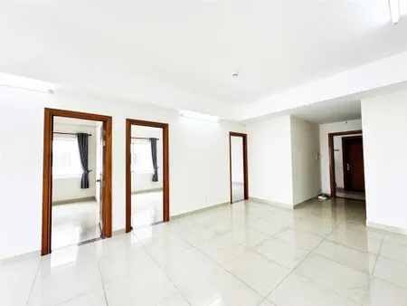 Kẹt tiền bán gấp căn 3pn, rẻ hơn thị trường 300tr, cách aeon mall 2km, sổ sẵn, ở ngay