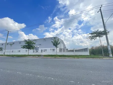 Bán đất xây kho, nhà xưởng tại đường 1, kcn trần anh, xã tân phú, đức hòa, long an, 16 tỷ, 5000 m2