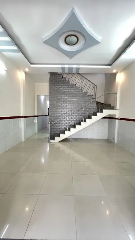 Bán nhà 2 TẦNG HXH LIÊN KHU 5-6 BÌNH TÂN