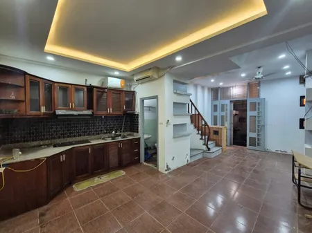 Bán nhà ô tô đỗ gần cách vài bước chân 41M2 , 4 tầng