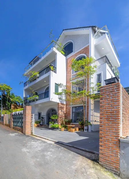 Biệt thự Đà Lạt cạnh cổng Thung lũng Tình yêu, 19 tỷ, 7PN, 7WC, Thiết kế đạo đáo