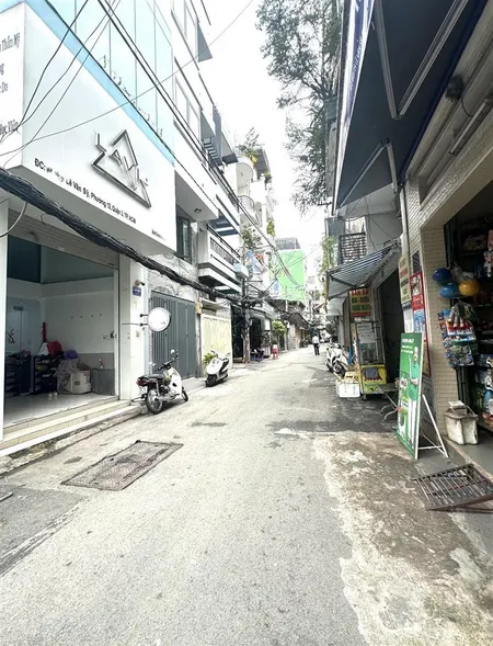 Quận 3 6 x 16m = 96m2 đường 7 mét 1 trục ra lê văn sỹ khu vip