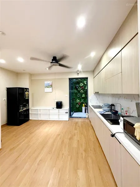 Bán nhà phố vip ngọc lâm long biên ở ngay 53m sổ vuông đẹp 4 tầng 4 ngủ gara mặt tiền 5m 11.99 tỷ