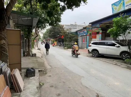 Bán nhà 3 tầng mặt đường đất đỏ, tuyến 2 trường chinh, kinh doanh buôn bán tốt