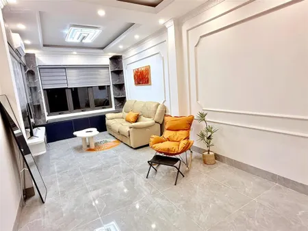 Bán nhà thạch bàn 6 tầng hợn 8 tỷ thang máyô tôngõ thôngfuol nội thấttrung tâmsổ vuông