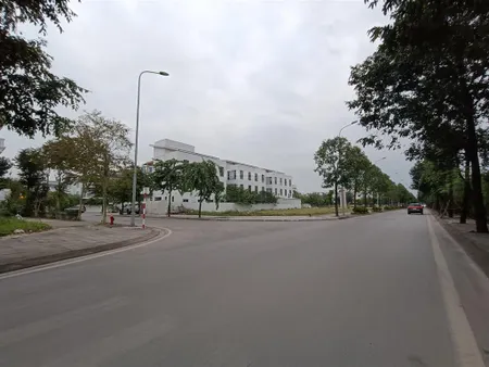 Biệt thự foresa giá như bán đất, vỉa hè rộng, 3 mặt thoáng vĩnh viễn, diện tích rộng 104m2 đầu tư