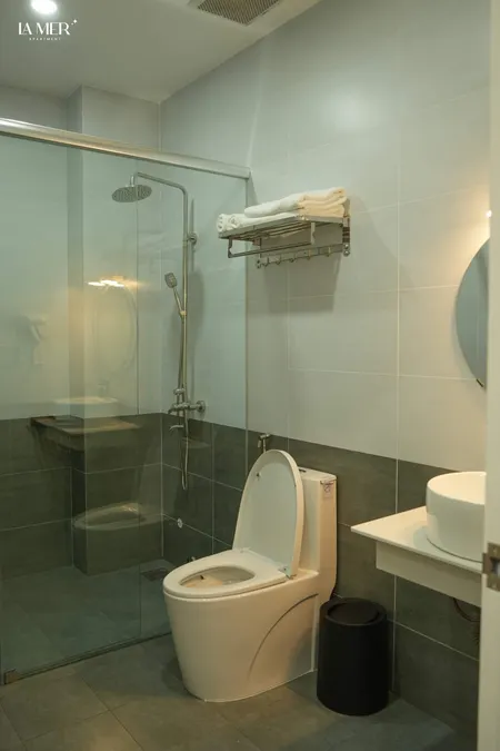 Cho thuê Nhà KD, VP, Nhà Hàng, 98m2_ 5T; vỉa hè, Trần Nhân Tông-31 Tr