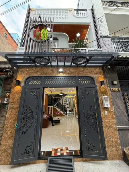 Bán Gấp Nhà Đoàn Nguyễn Tuấn - Trung Tâm Bình Chánh