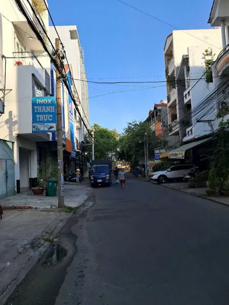 Cho thuê nhà  2 lầu 1 trệt Gần Đồng Khởi Bệnh Viện ĐK Đồng Nai