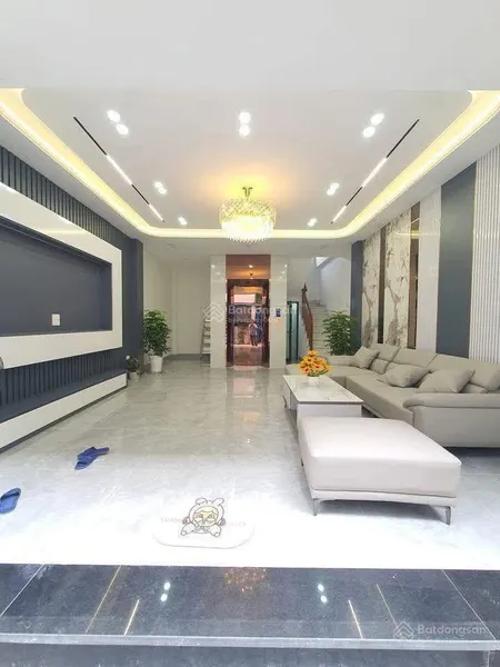 Bán nhà phố trương định hoàng mai