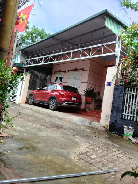 Nhà ở kiên cố như hình