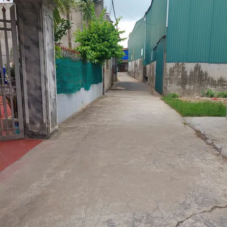 Chính chủ bán lô đất ngay gần mặt đường 39B