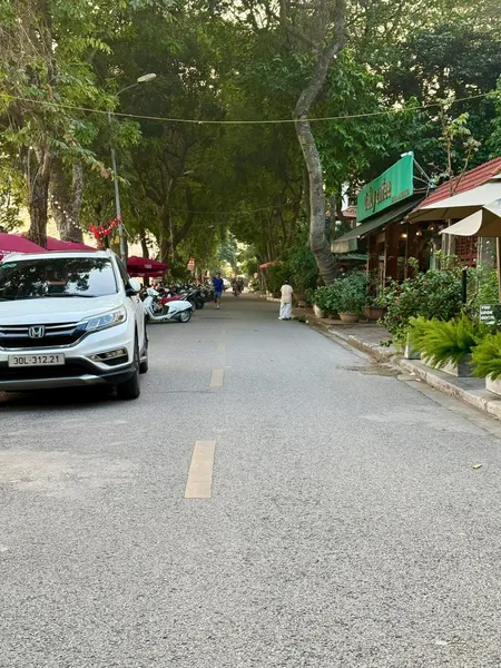 nhà Kim Giang 33m2, 5tầng, full nội thất, 10m ra oto, ở ngay mà chỉ 7.8x tỷ