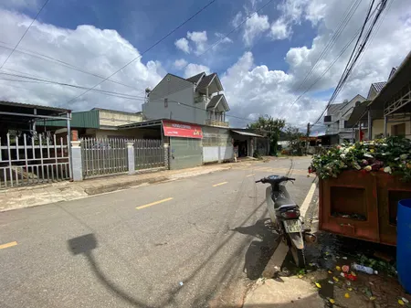 ✨Chính chủ gửi căn nhà mặt tiền trung tâm TT Lạc Dương cũ, phường Langbiang – Đà Lạt