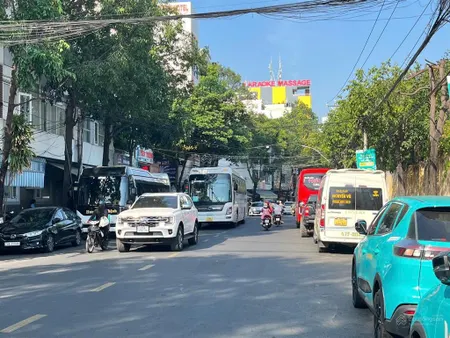 Bán lô đất đường hoàng diệu, nha trang ngang 5,5m cách biển 400m. 0977 681 ***
