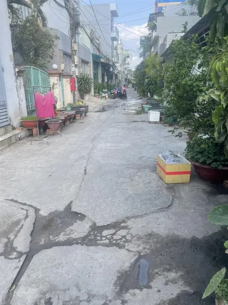 Cần bán gấp nhà xưởng nhỏ p. tân hưng thuận, q. 12, dt 4,6m x 19m, có gác giá 5,6 tỷ