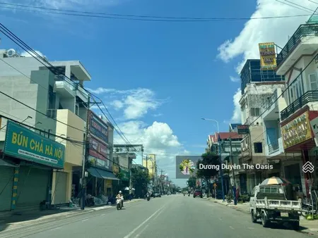Cần bán nhà cấp 4 ngay đường d9 gần chợ dt 150m2, đang cho thuê vp. giá đầu tư 0975 362 ***