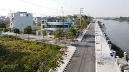 Chủ cần bán gấp đất mặt sông đáy phủ lý, 157m2, giá 35 triệu/m2, mặt 6m vỉa hè rộng 7m