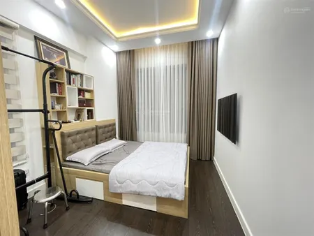 Bán căn hộ sky center, quận tân bình, 74m2, 2pn, bao sổ, giá bán 5.8 tỷ, 0903 833 ***, view nam