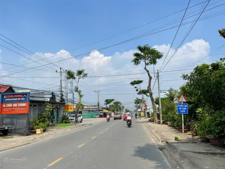 Chính chủ gửi 150m2 đất thổ mặt tiền đường lớn, cách quốc lộ 50 chỉ 200m, giá rẻ, sổ riêng