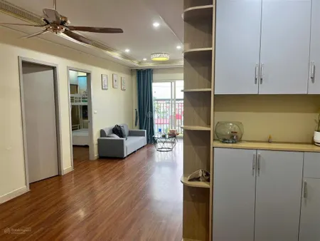 Gia đình bán căn 2 ngủ 1 vệ sinh ecohome phúc lợi, long biên. để lại nội thất. 0981 716 ***
