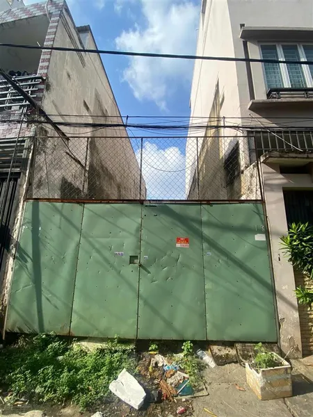 Khuôn đất hiếm để xây tòa căn hộ. bán khuôn đất 2 mặt tiền trước sau. hẻm xe hơi nơ trang long