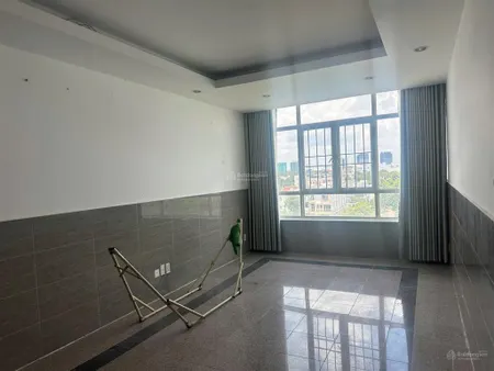 Bán căn hộ chung cư tây nguyên plaza 3 phòng ngủ giá rẻ