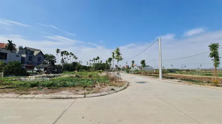 Bán đất thiện đáp, kim thành, ô tô đỗ cửa, thông tứ phía, hướng đẹp đông nam