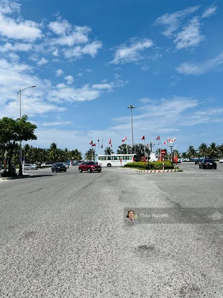 Bán lô phạm văn đồng 330m2 mặt tiền 12m ra biển chỉ vài bước chân giá đầu tư, 0905 001 ***