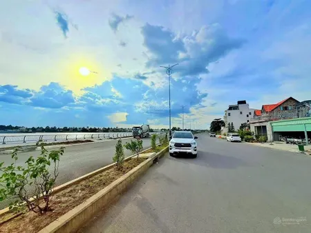 Lô đất view sông cái mặt tiền bờ kè bửu long, hàng mới vị trí mát mẻ quanh năm trước đất là bờ kè