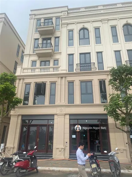 Bán căn xẻ khe tn37 75m2 25 tỷ đường 17m gần hồ 32ha phân khu tinh hoa