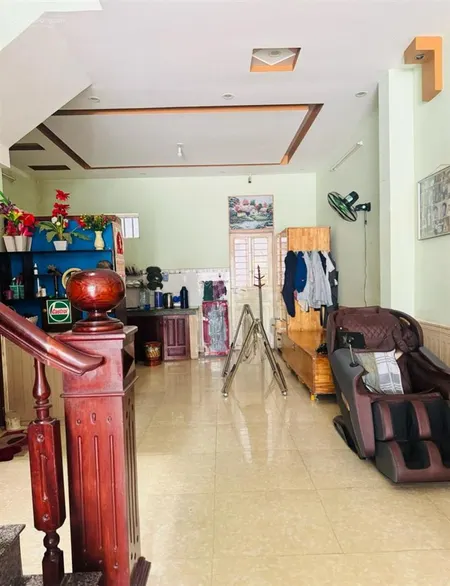Bán nhà 3 tầng mặt tiền đỗ bá, dt 71m, ngang 5m, nhà nhìn thẳng ra là thấy biển xanh giá 23 tỷ tl
