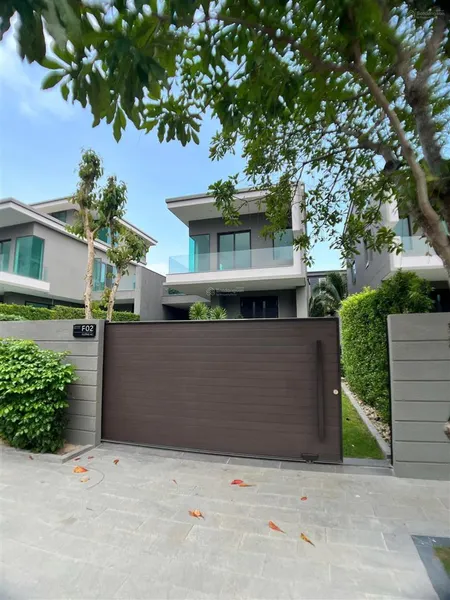 Bán villa đơn lập nghỉ dưỡng 360m2 ngay bờ biển sở hữu vĩnh viễn ngay tại hồ tràm bán lỗ 5tỷ