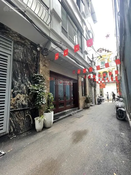 Bán nhà 4 tầng phố tứ liên 70m ngõ nông rộng cách phố , ôtô tránh 20m
