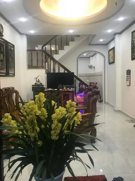 Nhà 4 tầng ô tô quang trung vị trí siêu mê * cách biển trần phú 450m. giá 8,5 tỷ.