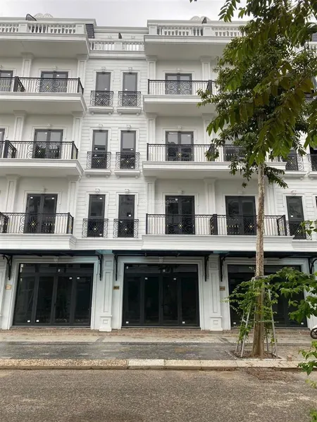 Bán nhà liền kề sát tân tây đô hoài đức 80m 5 tầng giá chỉ 12,2 tỷ