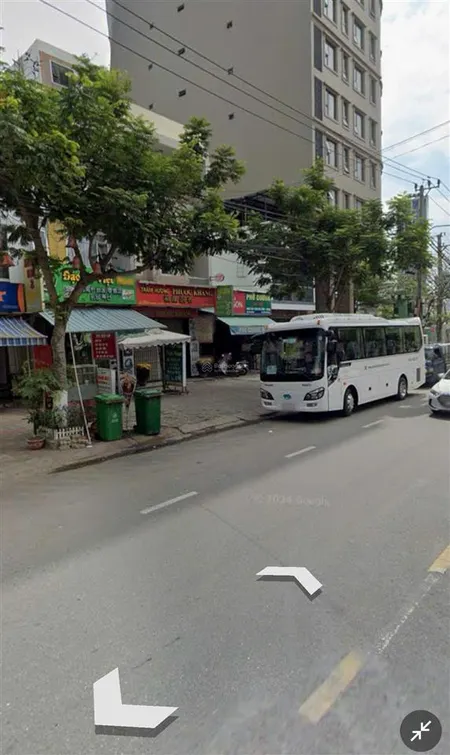 Bán nhà 3 tầng đường hồ nghinh ngay trung tâm tài chính, gần võ văn kiệt. 100m2 đất 2 mặt tiền.