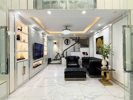 Bán nhà dân xây q ba đình, ô tô, lô góc gần phố vĩnh phúc. 50m2 x 5 t, mt 4.5m, không quy hoach