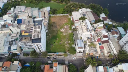 Bán đất mt đường số phường tân quy, quận 7, dt (35 x 60m) 2000m2. gpxd 2 hầm 19 tầng. giá 200 tỷ