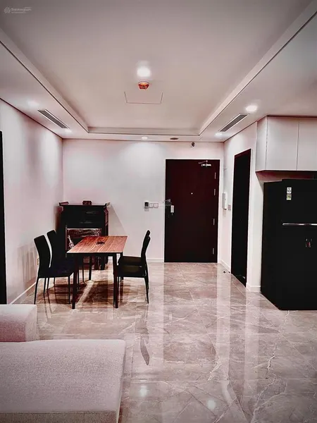 Chính chủ gửi bán căn hộ hoa hậu 80m2 2 ngủ full nội thất. giá 8.1 tỷ. mr. tuấn 0845 688 ***